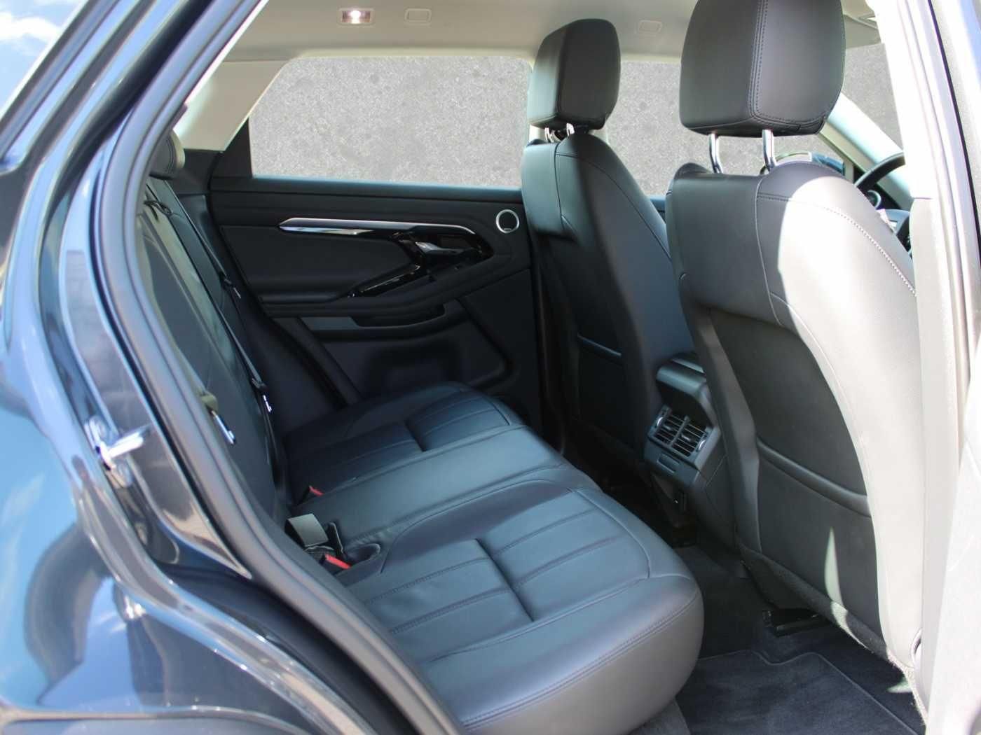 Fahrzeugabbildung Land Rover Range Rover Evoque P300e SE