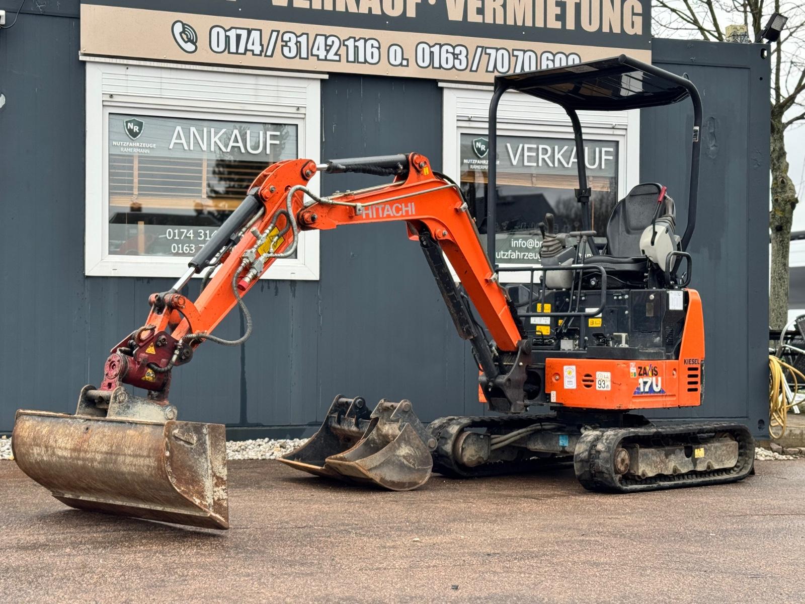 Hitachi ZX17 U-5 Y; Powertilt, 3 Löffel