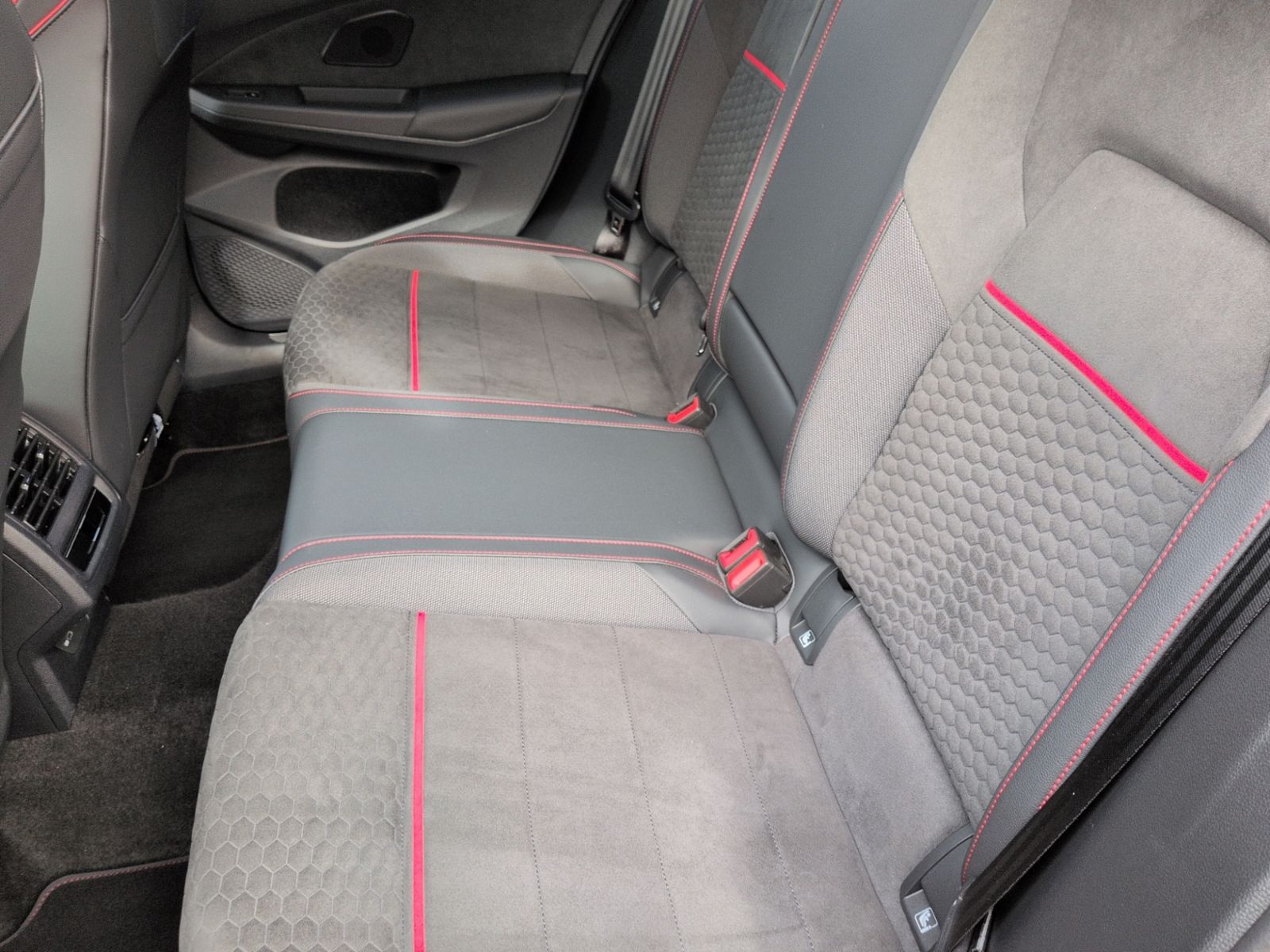 Golf GTI Clubsport AKRAPOVIC+MATRIX+KAMERA+