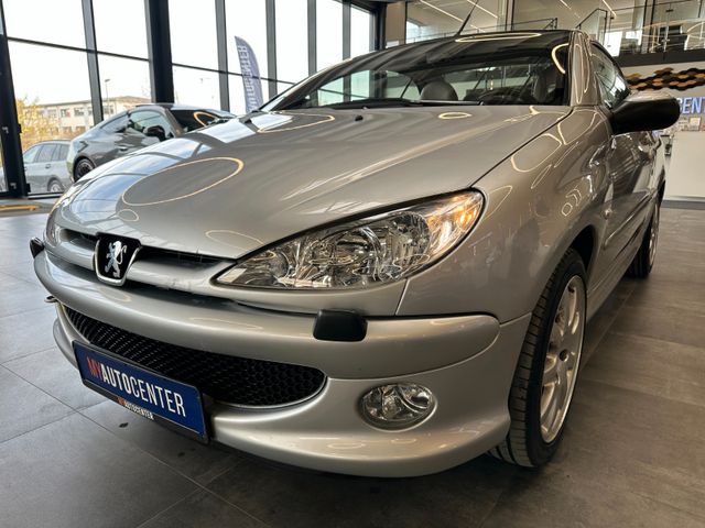 Peugeot 206 Cabriolet CC Platinum *TÜV NEU* Alu*Navi*