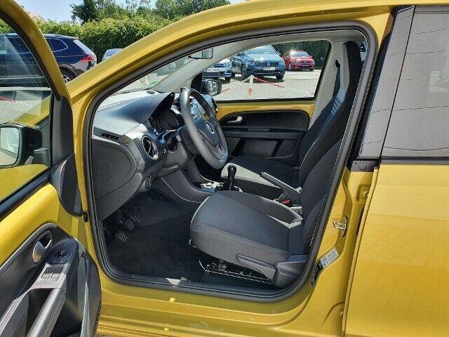 Volkswagen up! 1.0 l 48 kW R-Line