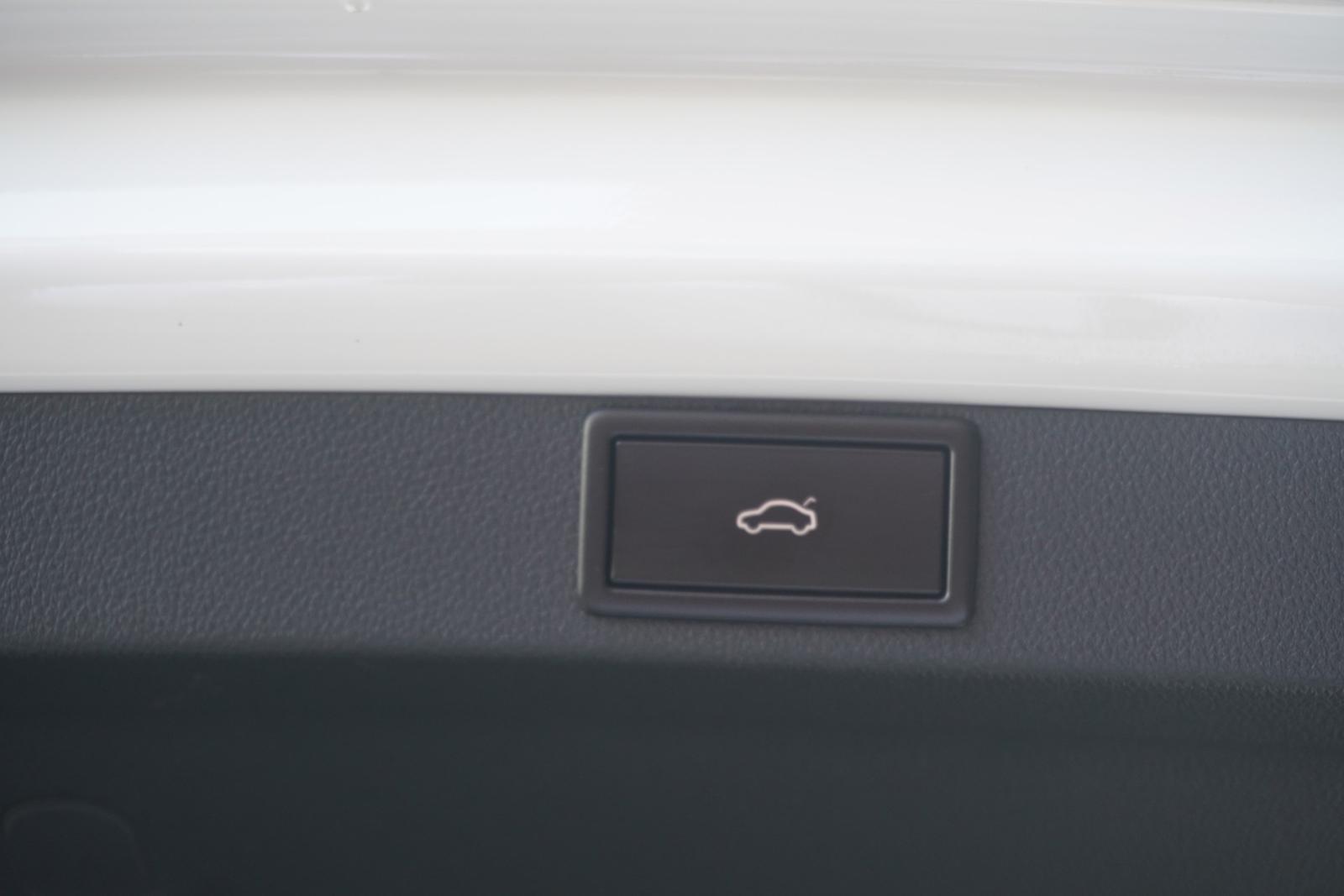 Skoda Octavia Combi 1.5 TSI First Edition ACC Kamera