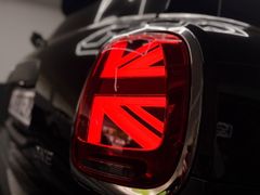 MINI Mini 3-trg. One 60 Years LED USB AMBIENTE 2-ZONE