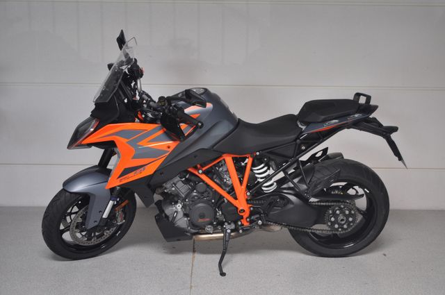 KTM 1290 Super Duke GT *Tech-Pack*