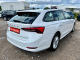 Skoda Octavia Combi Ambition AAC SHZ NAVI CARPLAY - Skoda Octavia Ambition mit Diesel-Antrieb