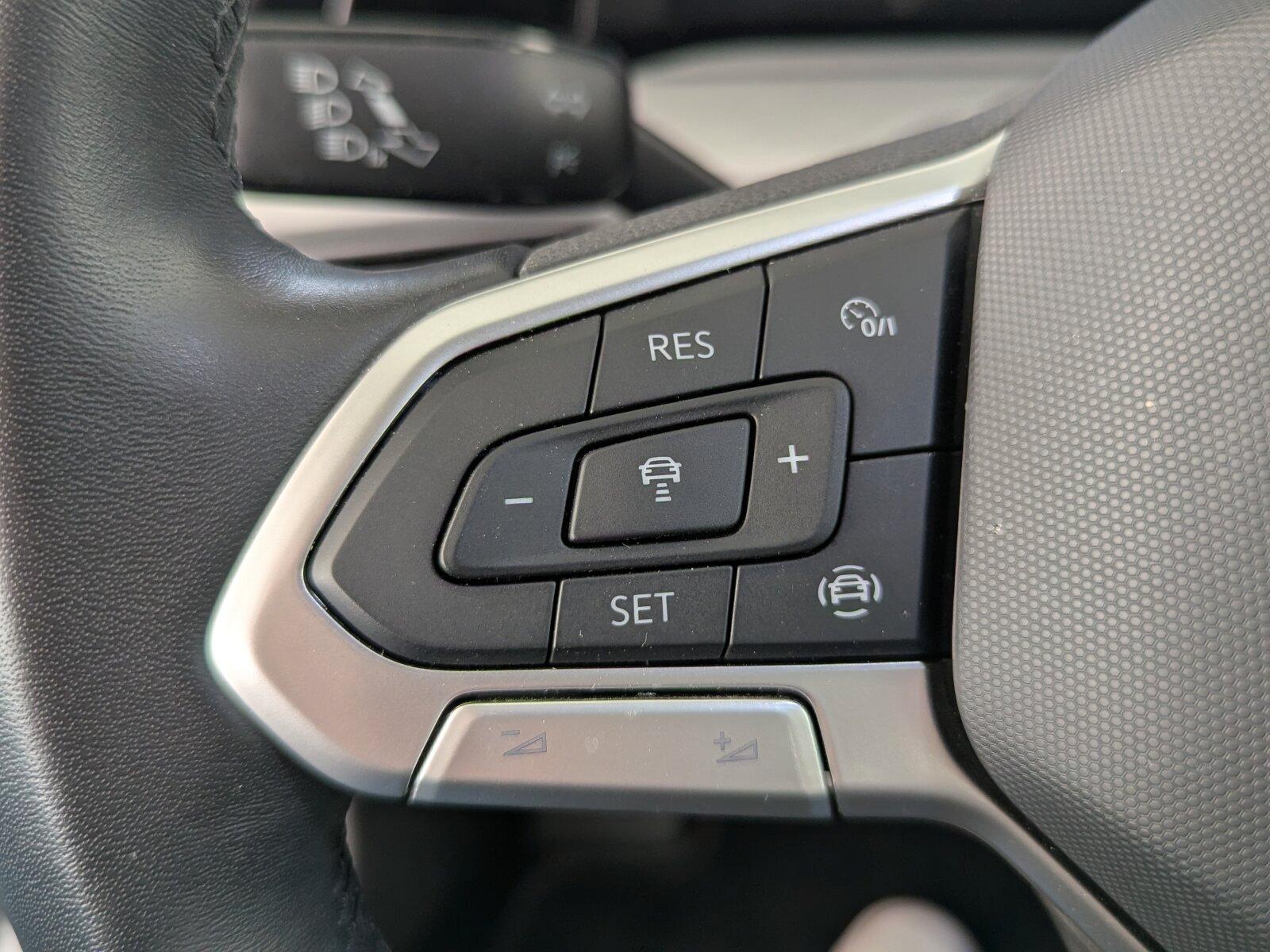 Volkswagen Golf VIII 1.0 TSI Life OPF LED+NAVI+SHZ+RFK+SPUR, миниатюра 20