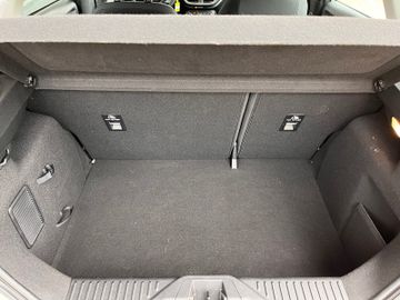 Fahrzeugabbildung Ford Fiesta Cool & Connect