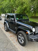 Jeep Wrangler 2.8l CRD Sahara Automatik Sahara - Jeep Gebrauchtwagen in Mönchengladbach