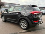 Hyundai Tucson 2.0 CRDi TREND / Navi / AHK / WR - gebrauchte Hyundai TUCSON aus dem Jahr 2016