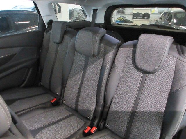 Fahrzeugabbildung Peugeot 5008 Allure Business 1.5D LED/NAVI/PDC/360°/DAB