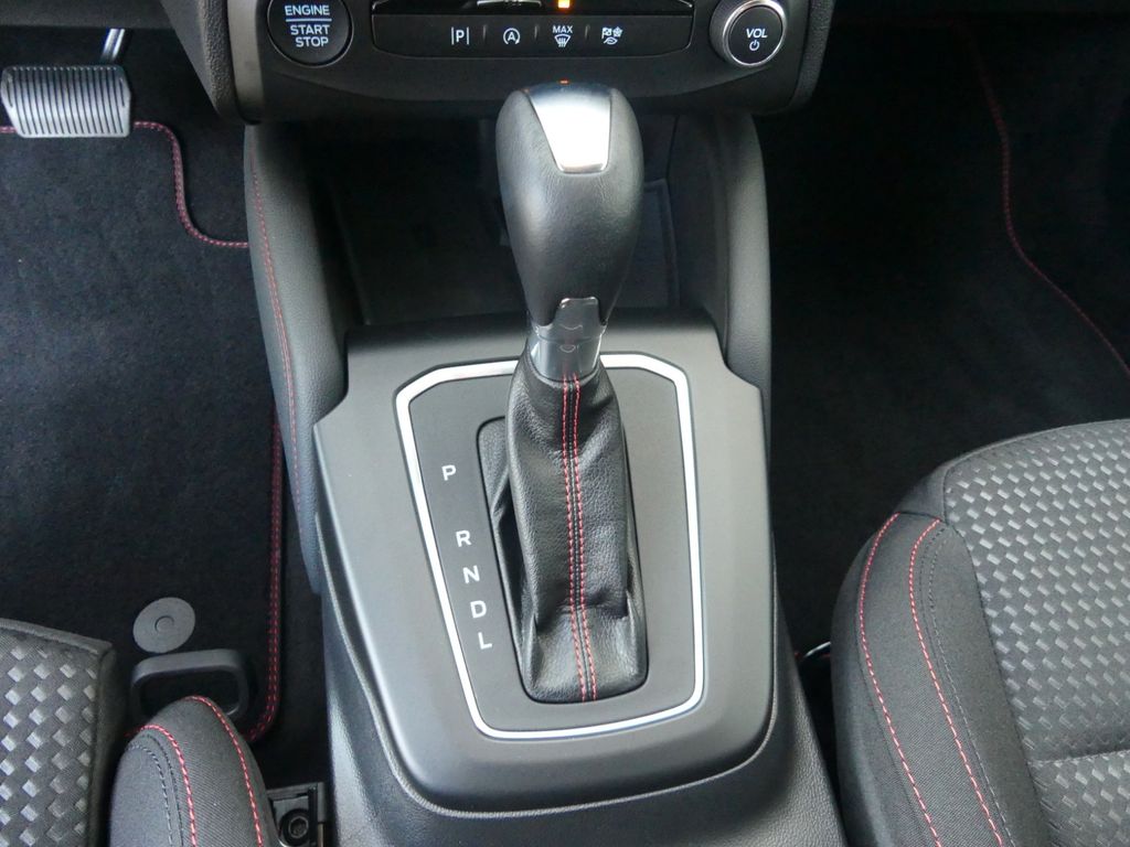 FORD Focus Lim. ST-Line X*ACC*Kamera* FORD Focus Lim. ST-Line X*ACC*Kamera*