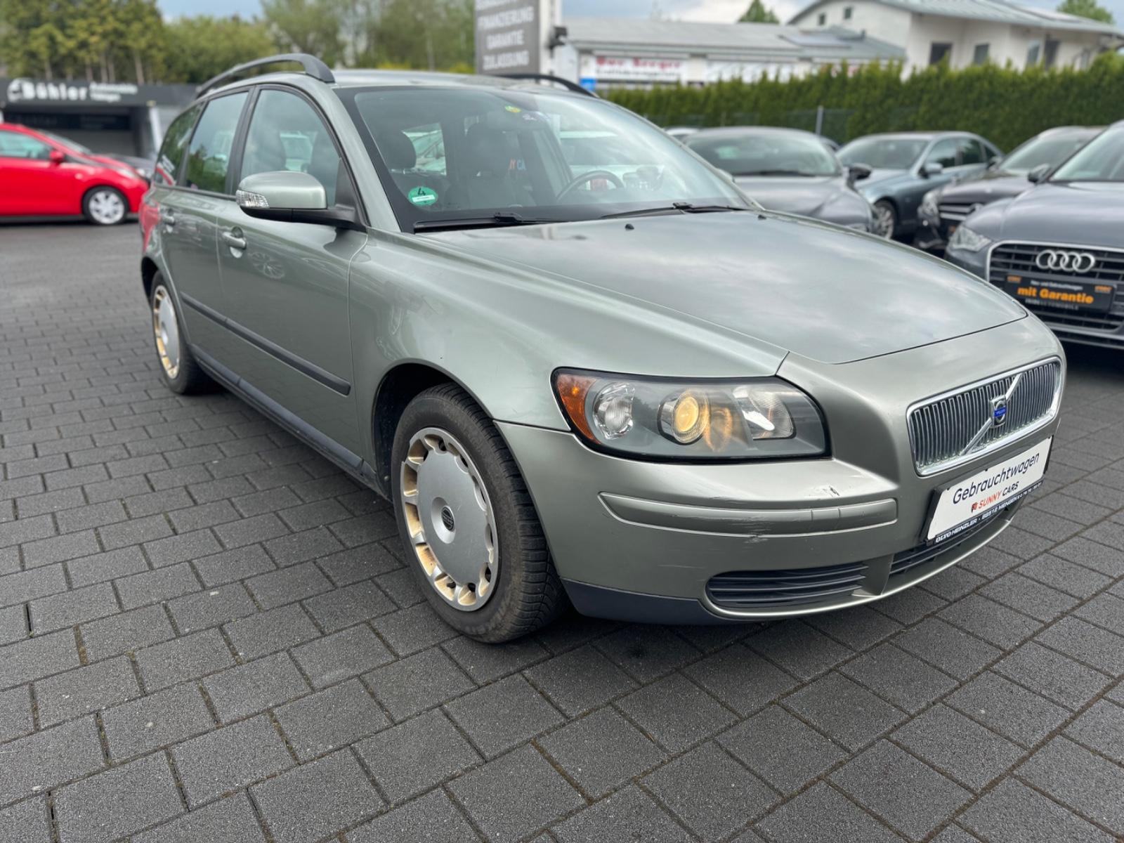 Volvo V50 Kombi 1.6 D Kinetic *AHK*AC*E-FENSTER*