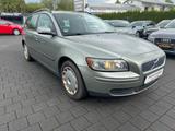 Volvo V50 Kombi 1.6 D Kinetic *AHK*AC*E-FENSTER* - gebrauchte Volvo V50 aus dem Jahr 2007