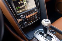 Fahrzeugabbildung Bentley Continental GT V8S *MY2015 / MULLINER / SADDLE*