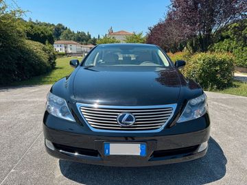 Lexus LS 600 - 3
