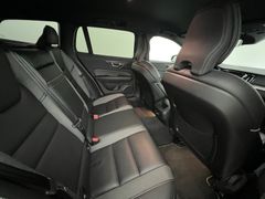 VOLVO V60 R Design / 310PS / NUR 96.tKM / 2.HD / HK / VOLVO V60 R Design / 310PS / NUR 96.tKM / 2.HD / HK /