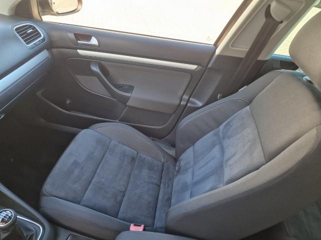 Volkswagen Golf 2010 — photo 24