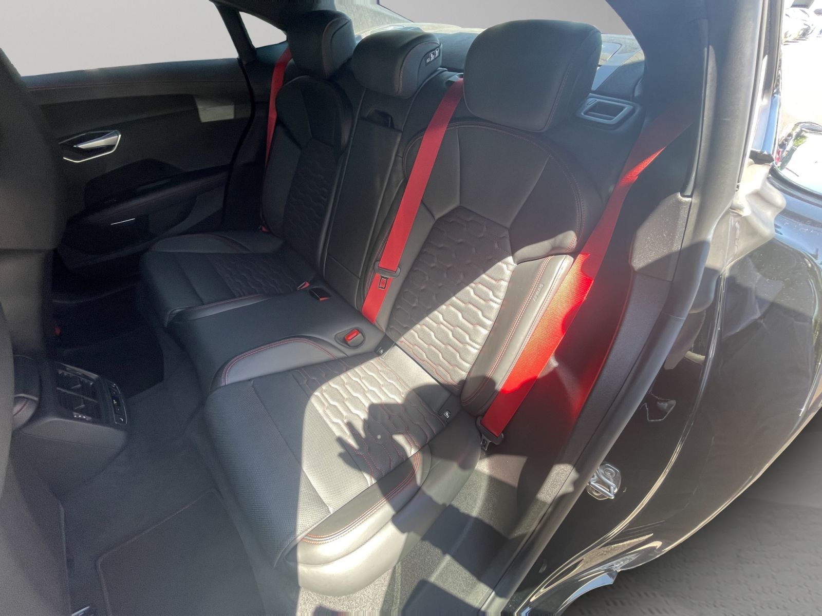 Audi RS e-tron GT - Bild 18