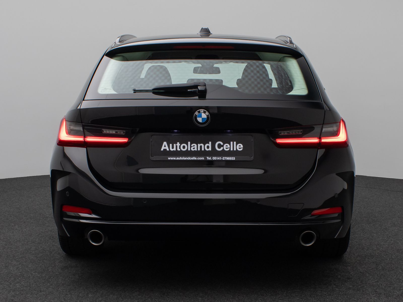 Fahrzeugabbildung BMW 318i DAB PDC Widscreen Geschwindigkeitsreg LED