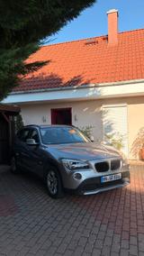 BMW X1 - BMW X1 mit Benzin-Antrieb: Limousine