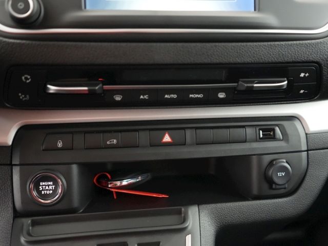 Vivaro Electric C CARGO M 75kWh AT+NAVI+SCHIEBET