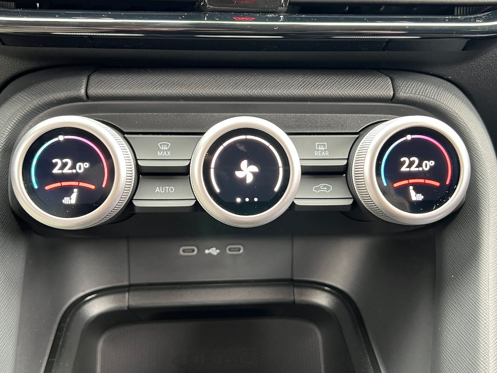 Fahrzeugabbildung SKODA Kodiaq Selection 2.0 TDI DSG *AHK, Kamera, Navi*