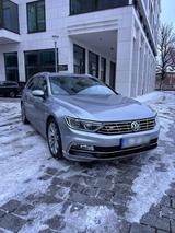 Volkswagen VW Passat b8 R line Webasto - Volkswagen Passat: Kombi, W8