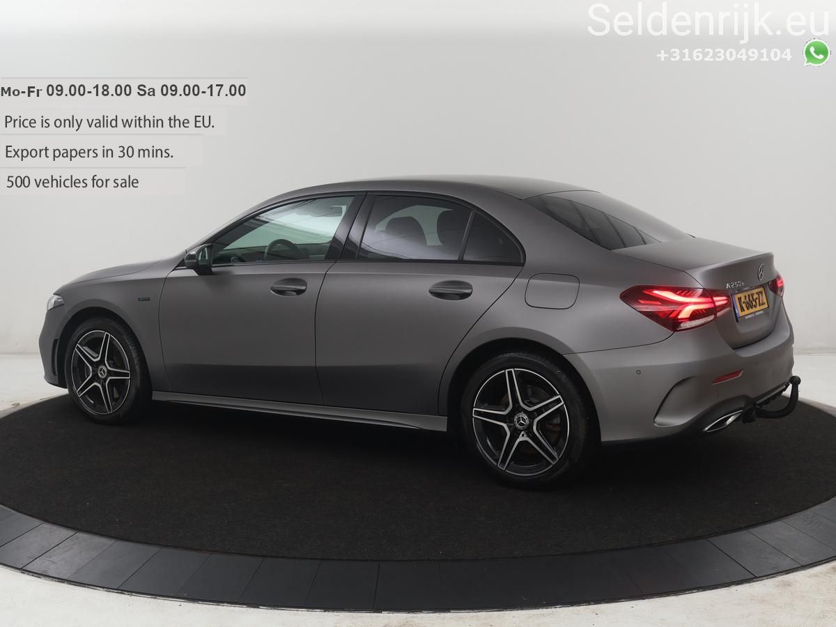 Mercedes-Benz A 250 e Business Solution AMG Limited | SOH 94,5 imagem 2