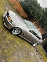 BMW e39 523 Auto Limousine - BMW 523 in Duisburg