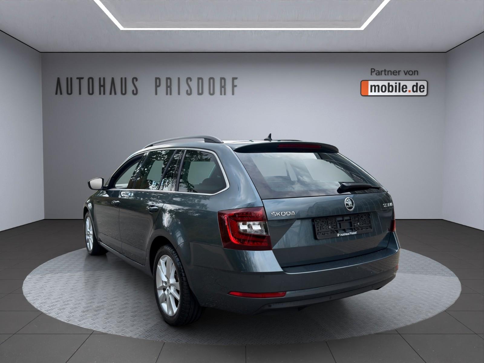 Skoda Octavia Combi Style LED/Keyless/CarPlay/PDC