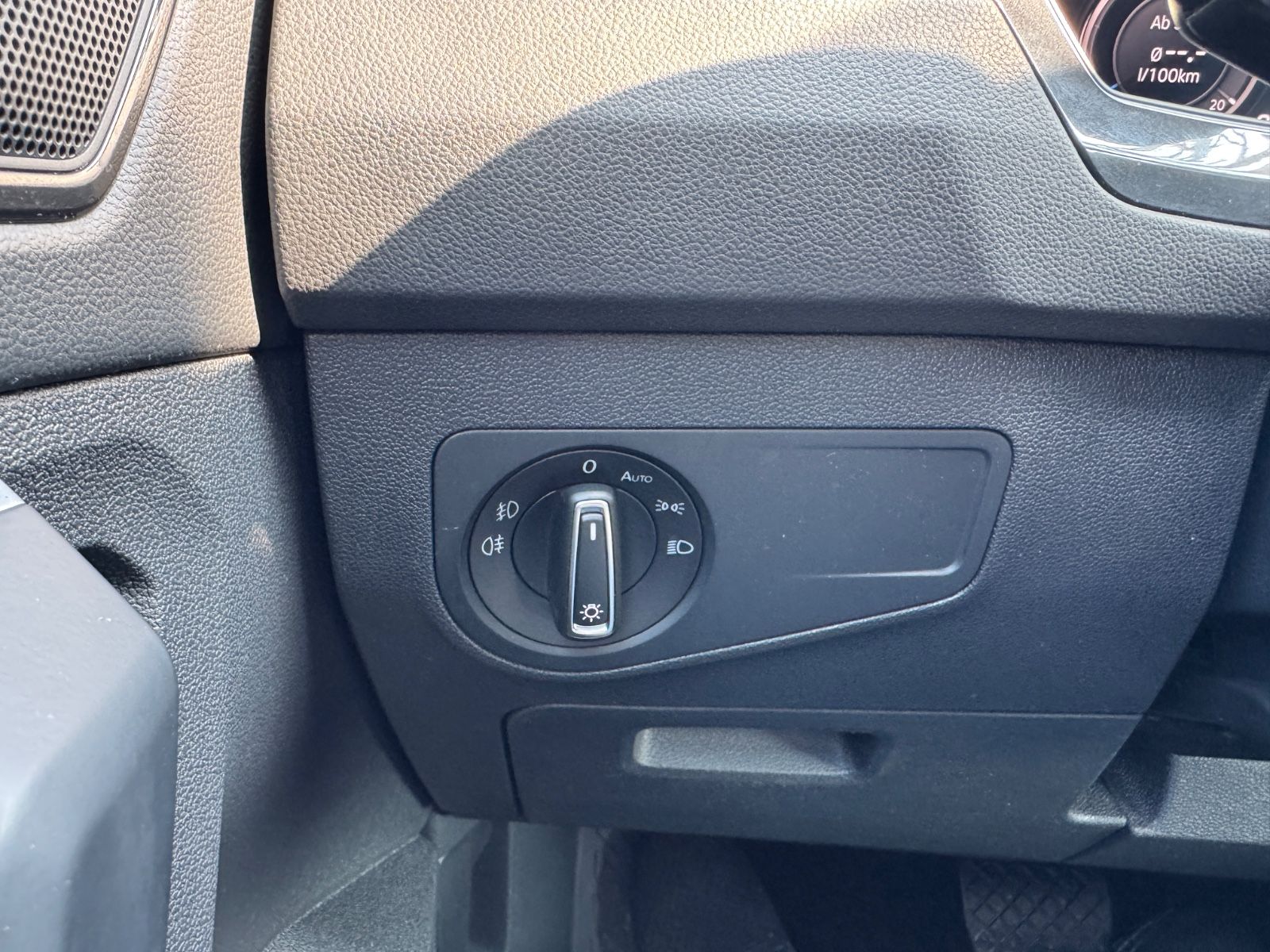 Fahrzeugabbildung Volkswagen Tiguan Highline BMT/Start-Stopp 4Motion LED+Kame
