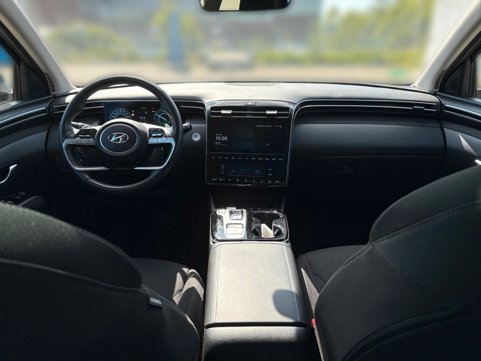 Fahrzeugabbildung Hyundai Tucson Trend Plug-In Hybrid Pano ECS & Assist