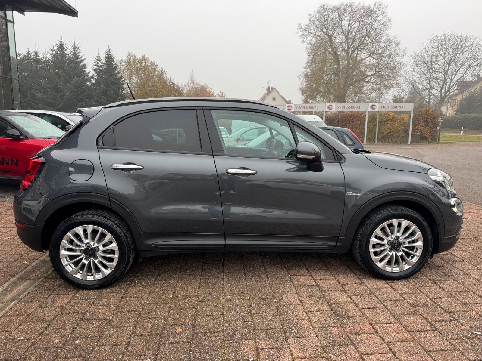 Fahrzeugabbildung Fiat 500X 1,0 Cross FireFly 120 PS KAMERA NAVI KLIMA