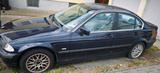 BMW E46 323i Limousine - BMW 323 aus 1998: 323i