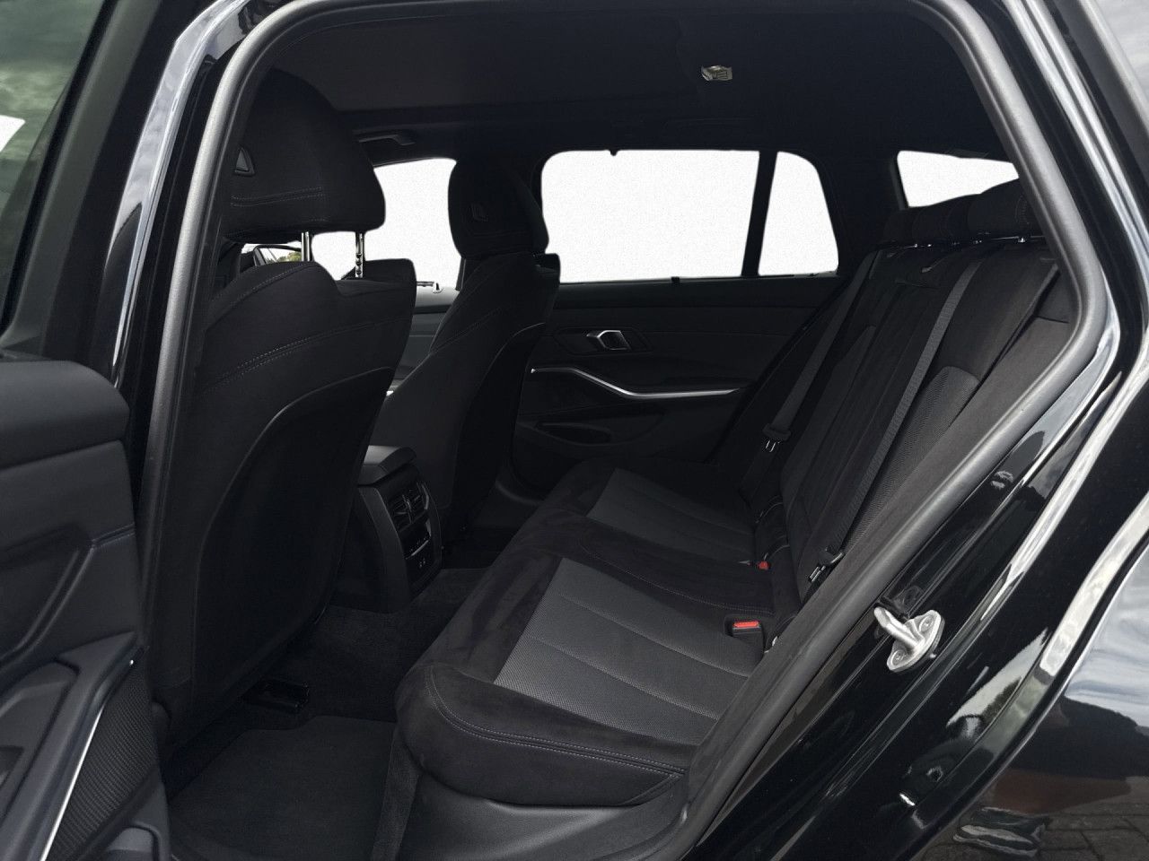 BMW 320 - Bild 14