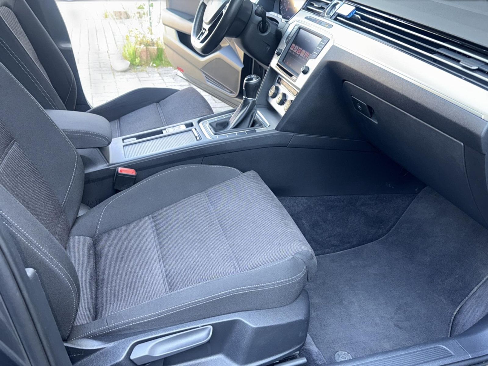 Fahrzeugabbildung Volkswagen Passat Variant  2.0 TDI / unfallfrei