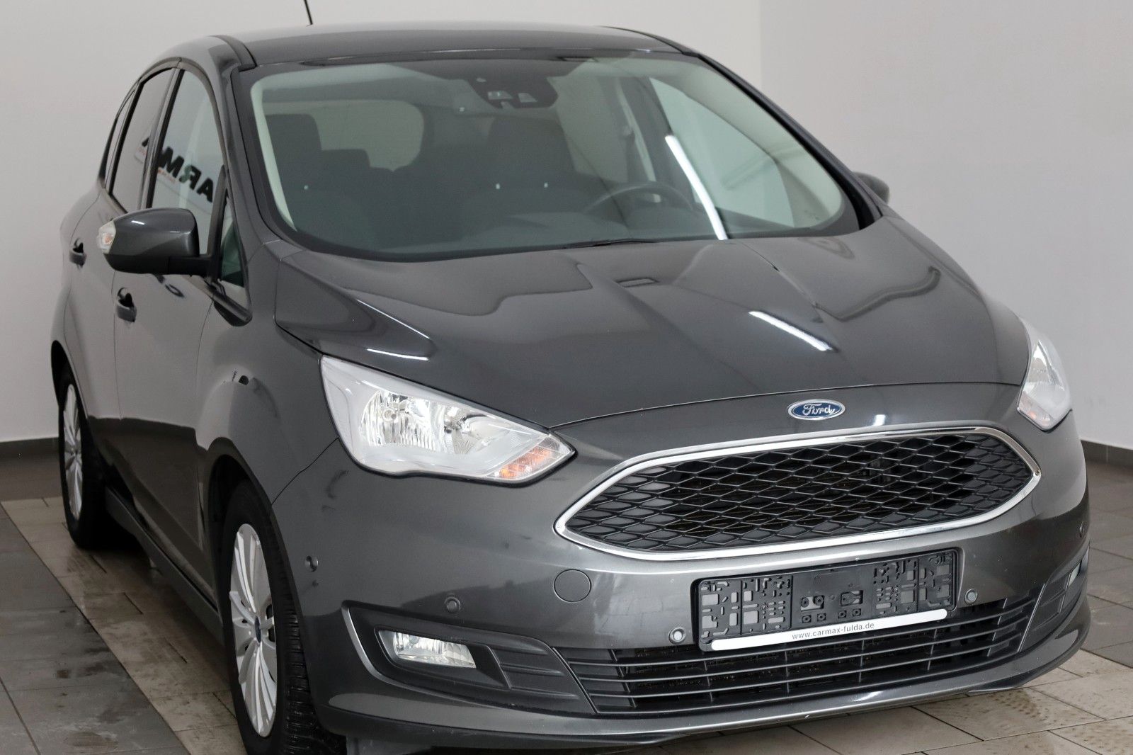 Fahrzeugabbildung Ford C-MAX Cool & Connect Navi,Kamera,SH,AHK,SR+WR