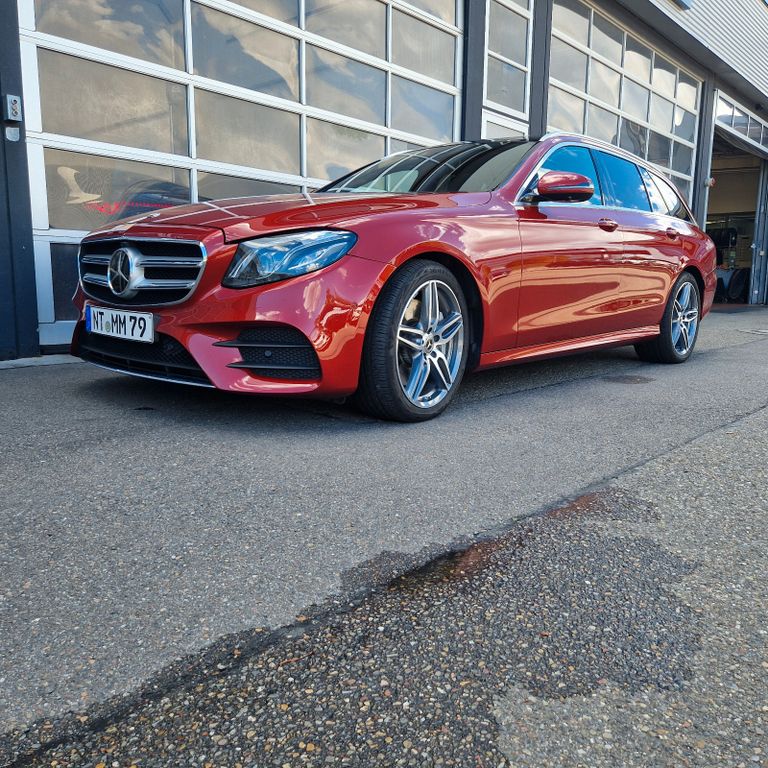 Image of Mercedes-Benz E 400