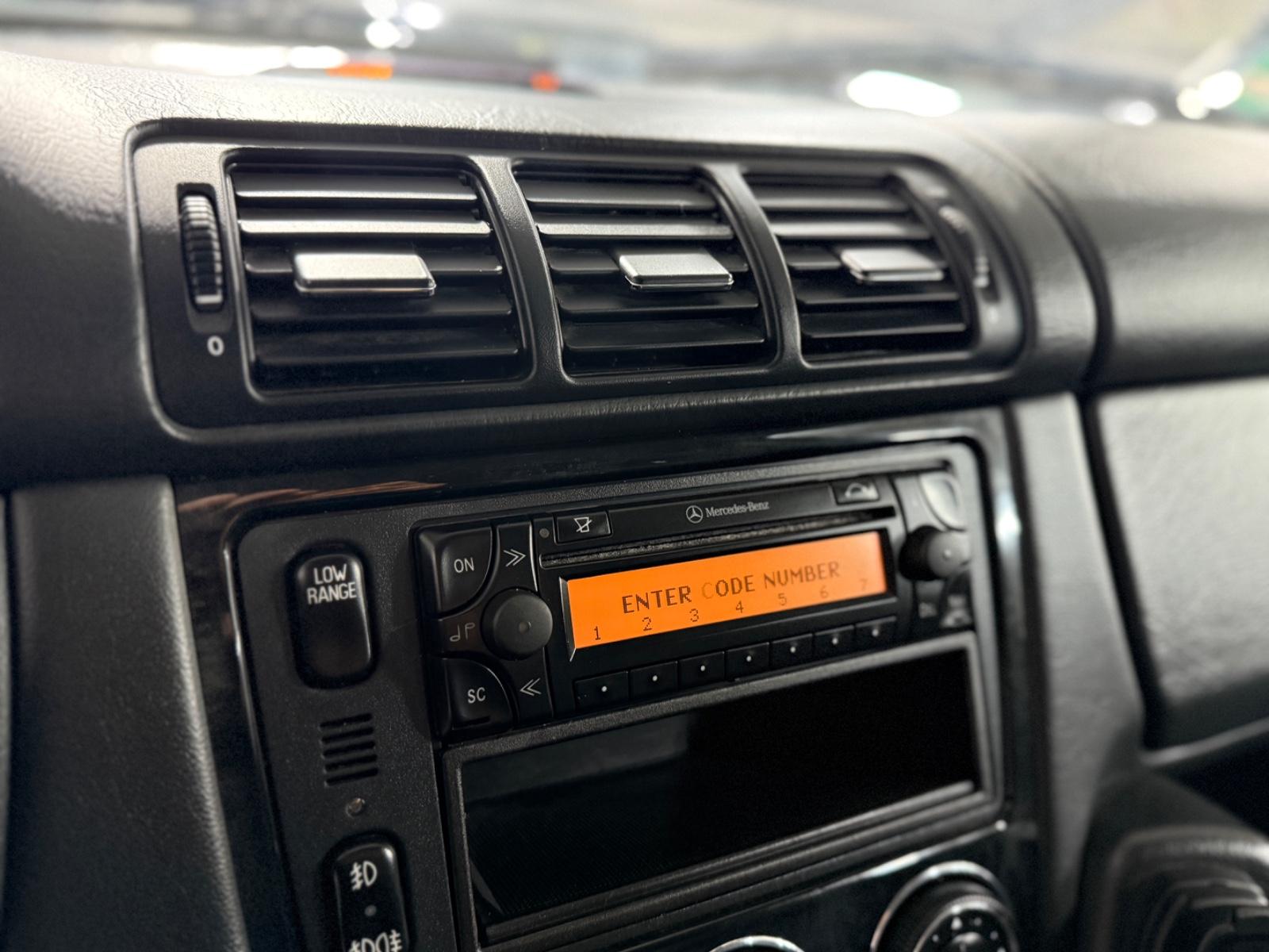 Mercedes-Benz ML270 2004 — photo 25