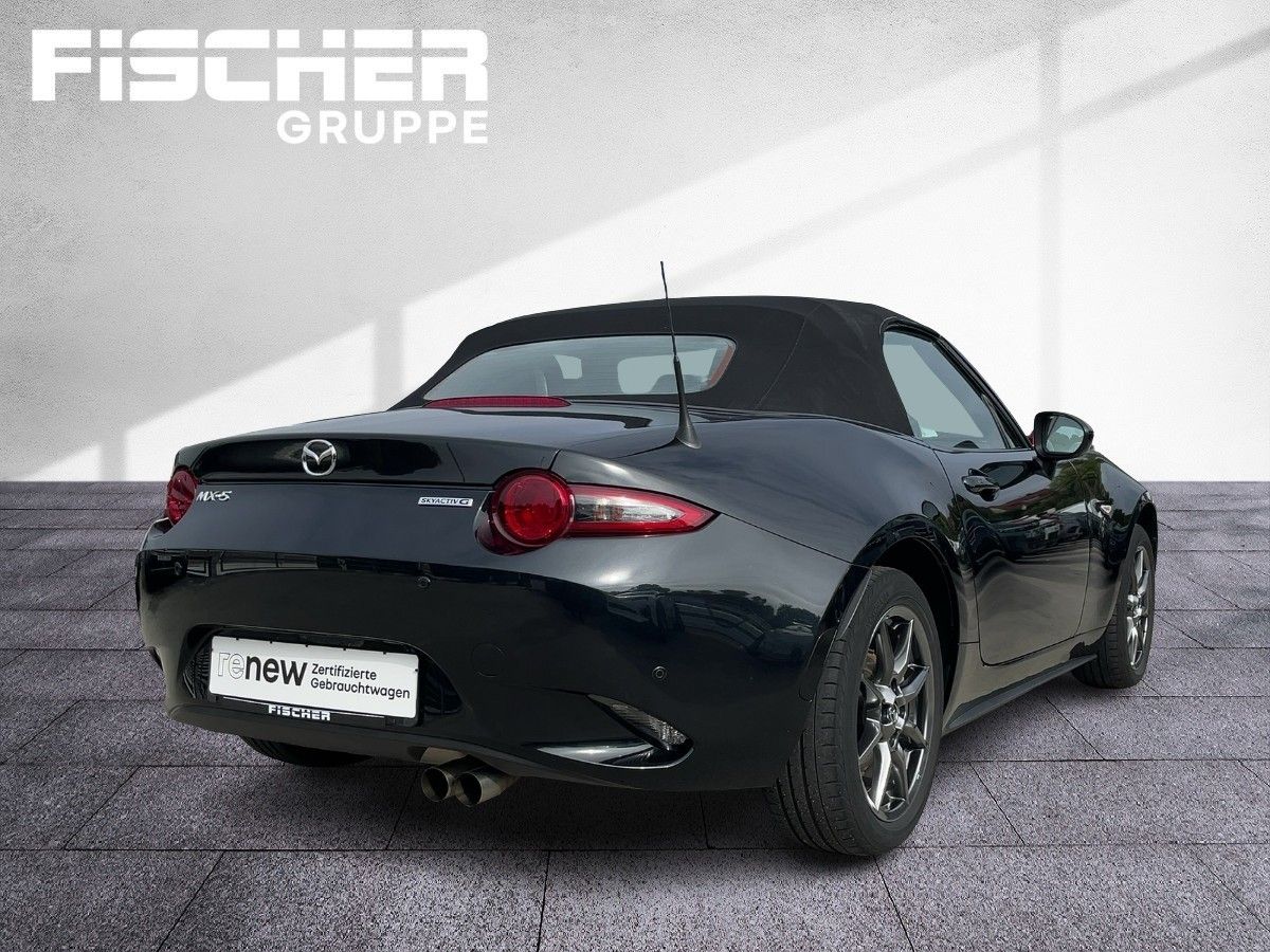 Fahrzeugabbildung Mazda MX-5 Navi Klimaaut. - mit KI generiert/bearbeitet