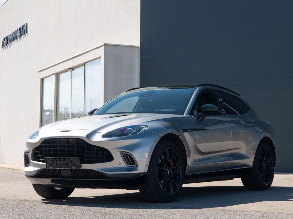 Image of Aston Martin DBX