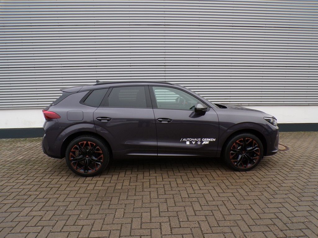 Fahrzeugabbildung CUPRA Terramar 1.5 e-Hybrid VZ DSG