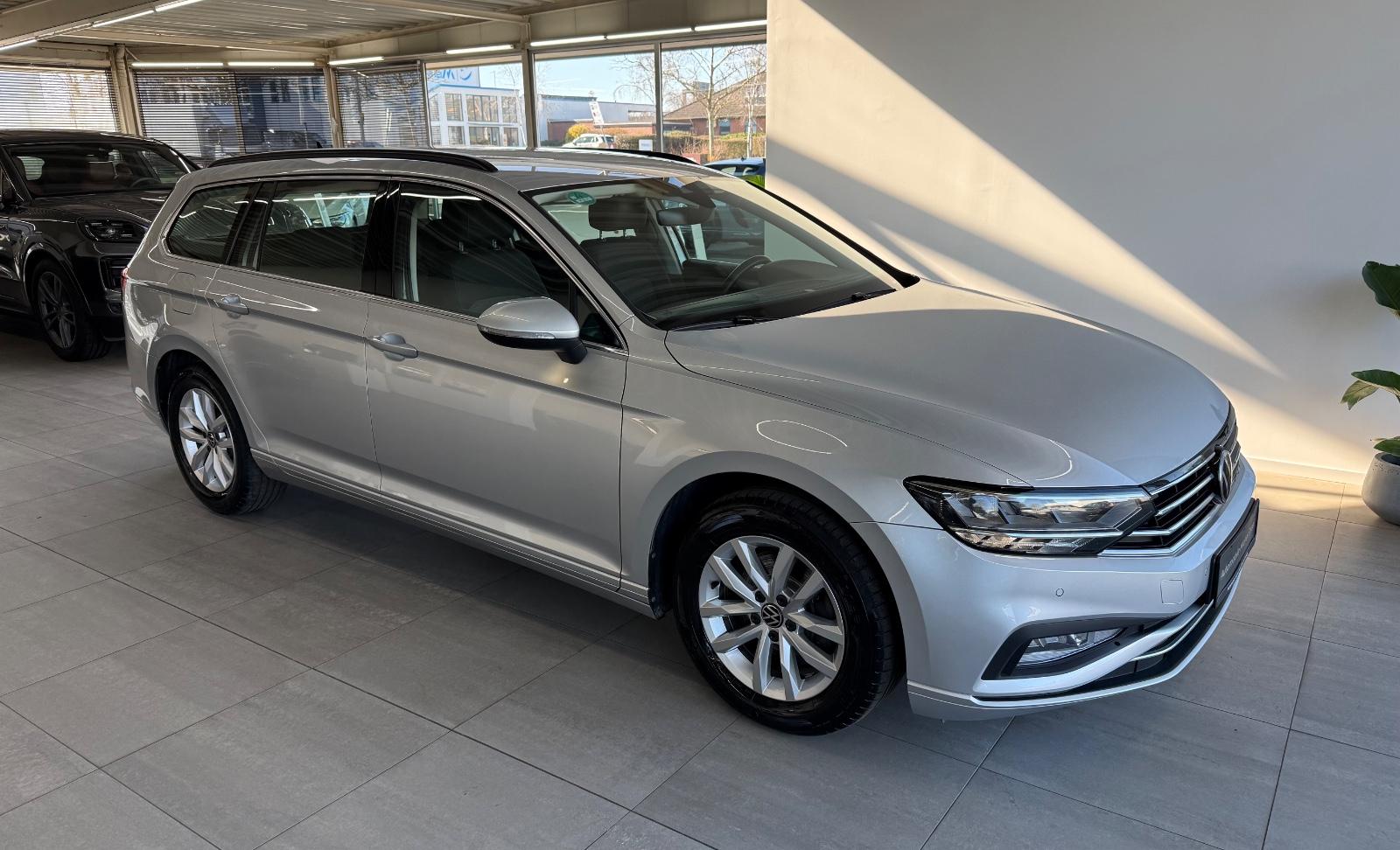 Volkswagen Passat*Variant*Business*Navi*Sitzh*APP*ACC*LED*