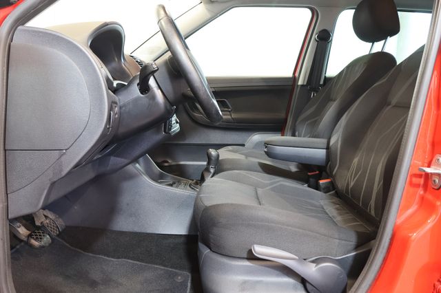 Skoda Fabia Combi Fresh 1.2 TSI KLIMAAUT.+TEMP+PDC+ALU