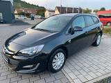 Opel Astra Sports Tourer 1.4 T eco Active 103 S/ - Opel Astra: Eco4