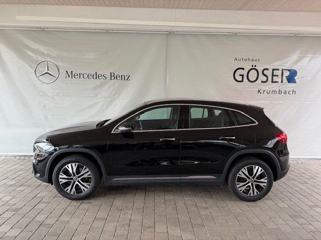 Mercedes-Benz GLA 180 ProgAdvPlus*Keyless*Kamera*Ambiente