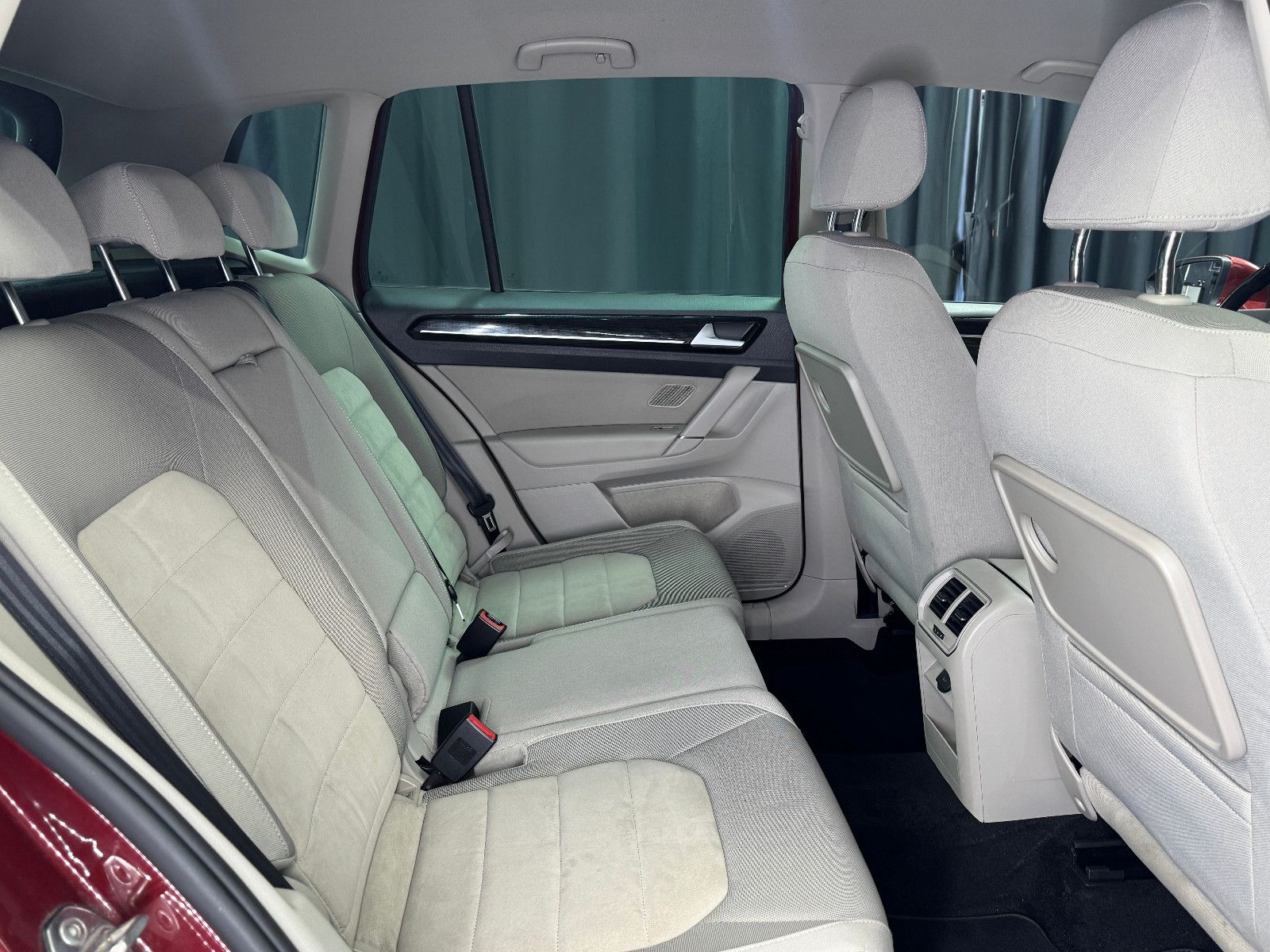 Fahrzeugabbildung Volkswagen Golf Sportsvan VII 1.5TSI  Highline|NAVI|KAMERA