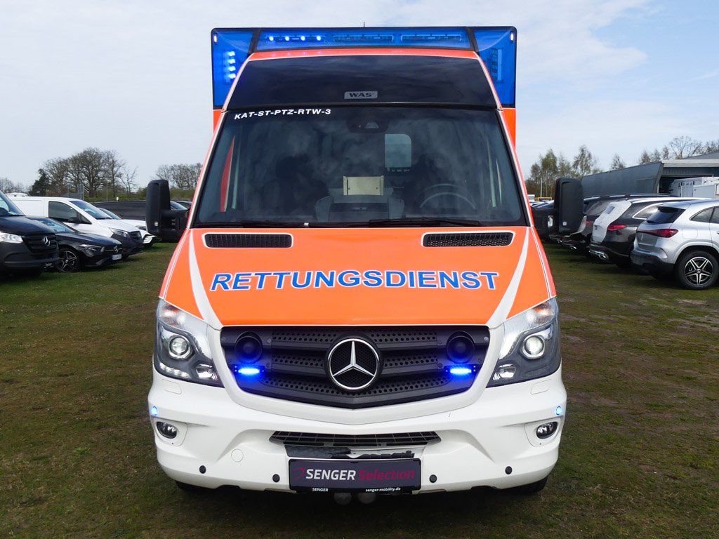 Mercedes-Benz Sprinter 519 CDI Rettungswagen RTW Kamera 7G imagem 3
