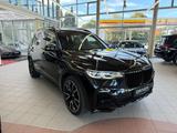 BMW X7 xDrive 40 d M Sport 7-Sitzer Sky Lounge LUFT - BMW X7 mit Diesel-Antrieb: Massagesitze