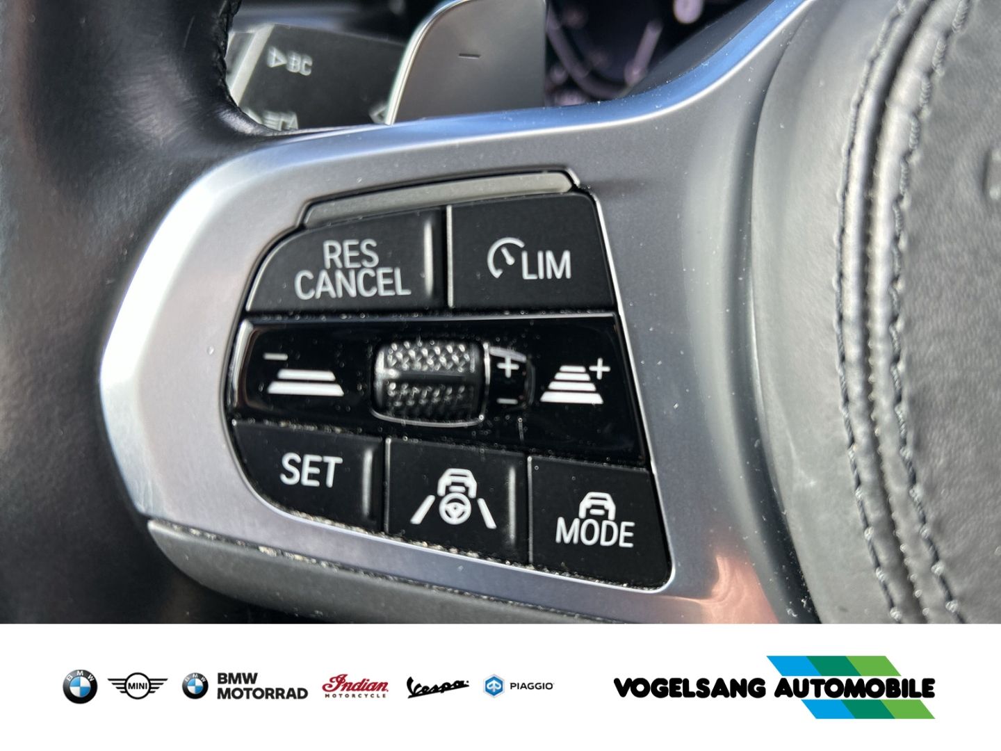 Fahrzeugabbildung BMW 530 e xDrive,Laserlicht,M Sport,AHK,HUD,RFK,ACC,